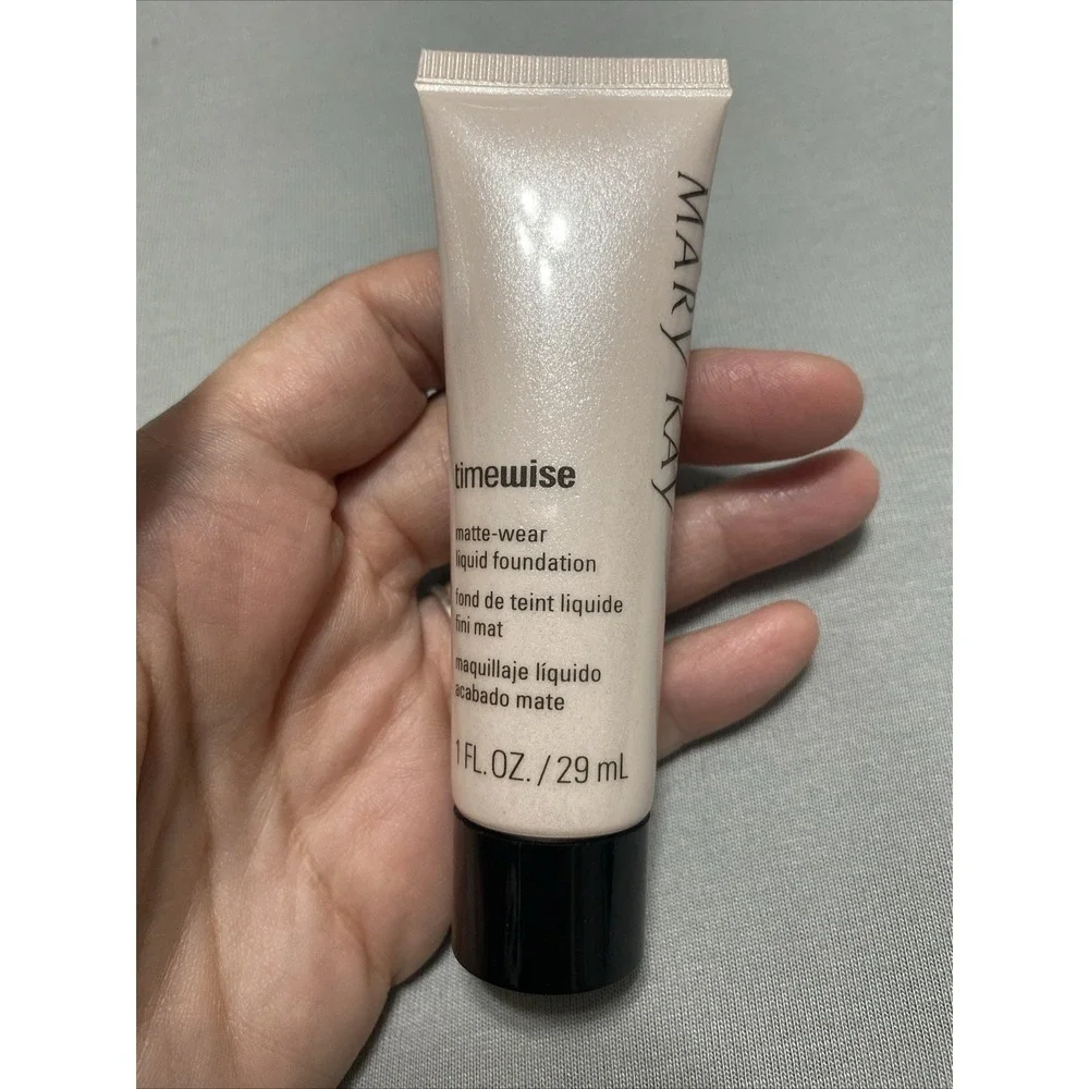Mary Kay Timewise Matte Wear Foundation Beige 1 Combination Oily Skin NWOB